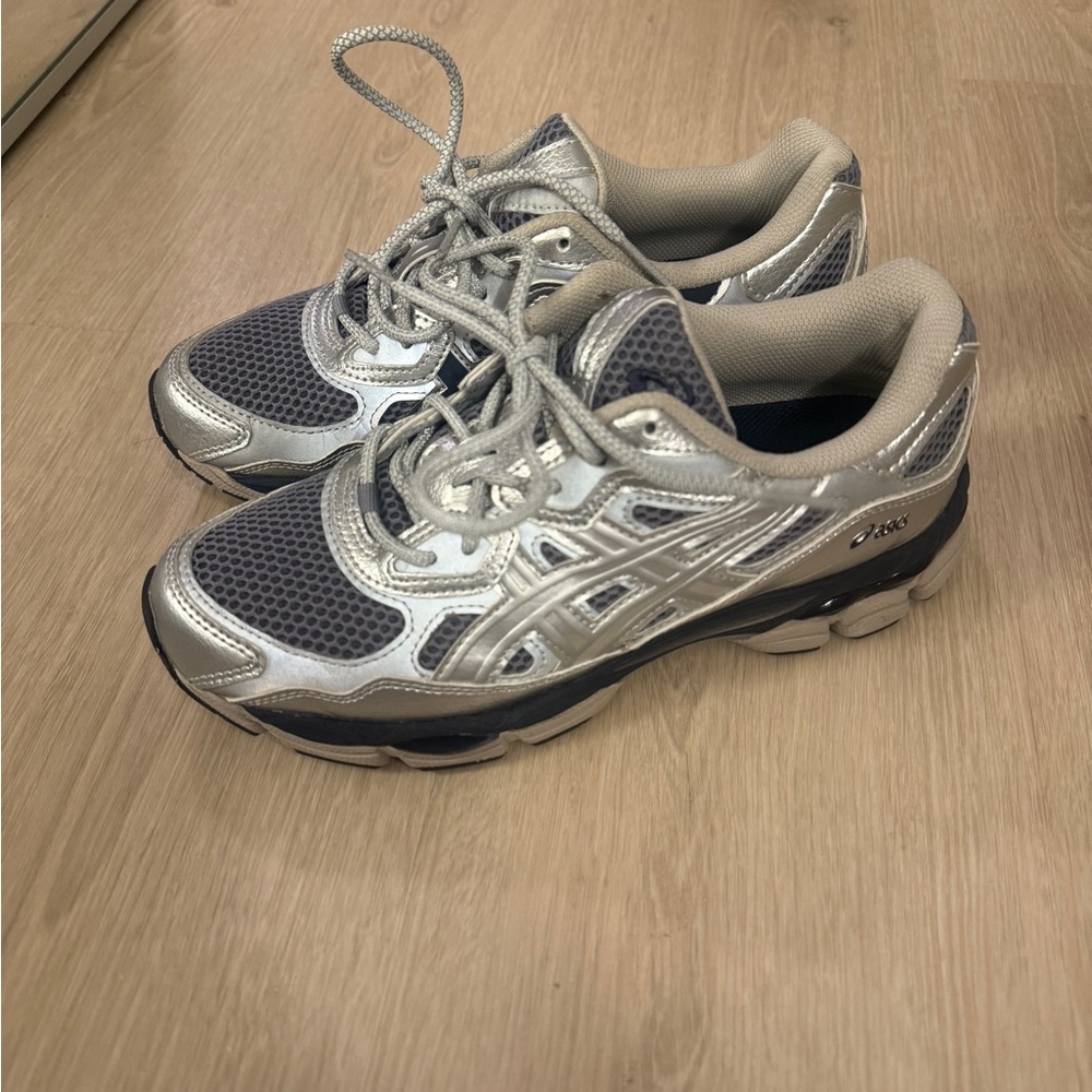 ASICS Women's Silver and Gray Athletic Shoes